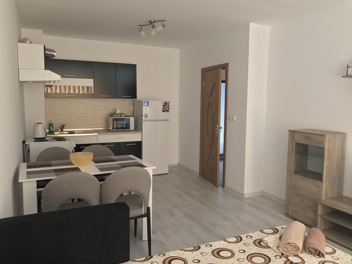 Apartamenti Eli Pomorie Kültér fotó