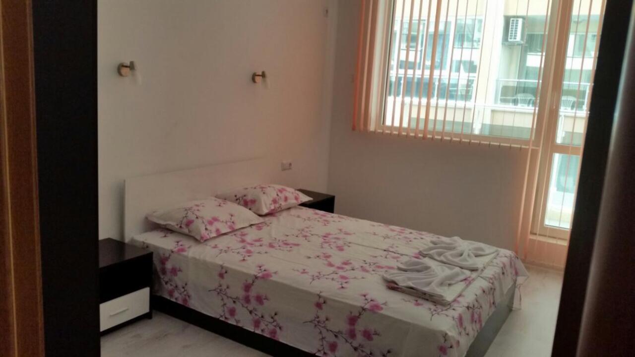 Apartamenti Eli Pomorie Kültér fotó